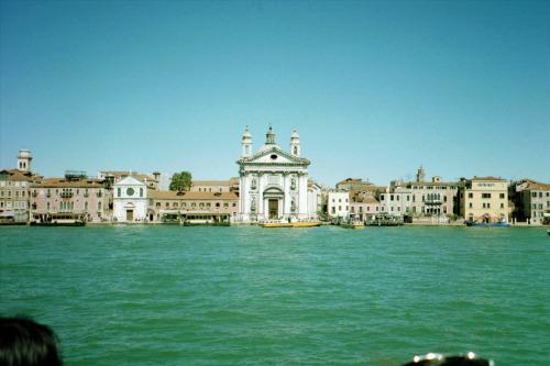 radiobikni:radiobikni:venice on 35mm,  april 2015venetian bridge & entering venice 