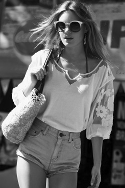 senyahearts:  Camille Rowe for Free People,