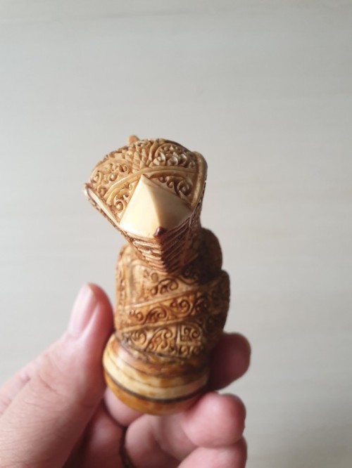 Ivory Hulu Jawa Demam type Keris Hilt (Ukiran Sumatra- Palembang)