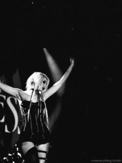 ditirolez:  Taylor Momsen