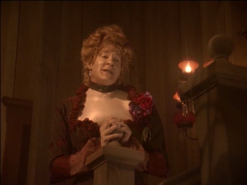 the-soong-type-andriod:Star Trek Tng S06E08 A Fistful of Datas  ANDROID TITTIES