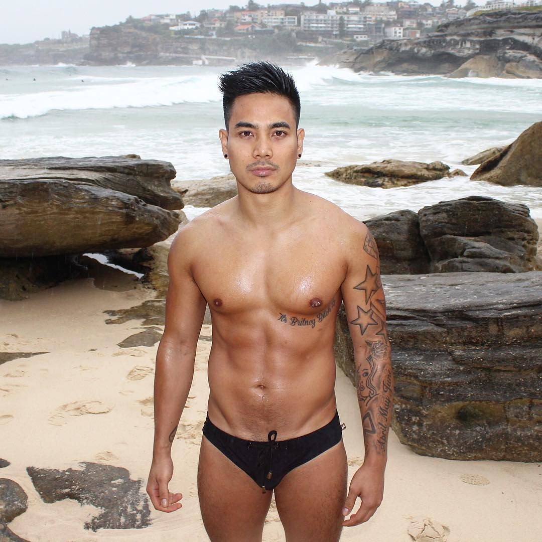 Viva!Asian hunks!