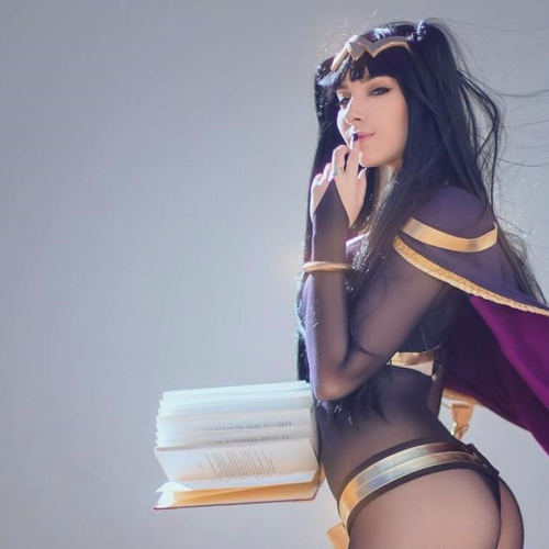 More at: http://imdbabes.com/category/cosplayers/