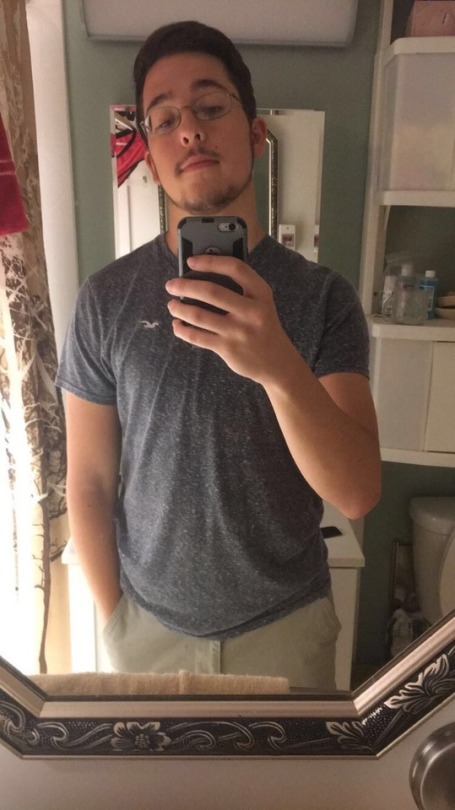 atlas-prime:  Visited my grandparents for the first time in a while  I’d like to bite your jawline, thanks