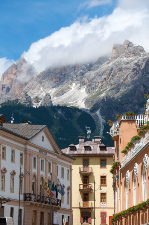 breathtakingdestinations: Cortina d'Ampezzo - Italy (by BriYYZ) 