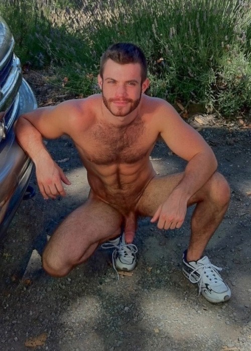 its-reigning-men:  Follow or visit the archives at:It’s Reigning MenUnderthangs