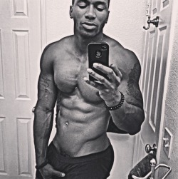 blackmanzwhiteboi:  prettyblack1944:  *Only the Outstanding ones stand out!  DAMN i want this guy ;)