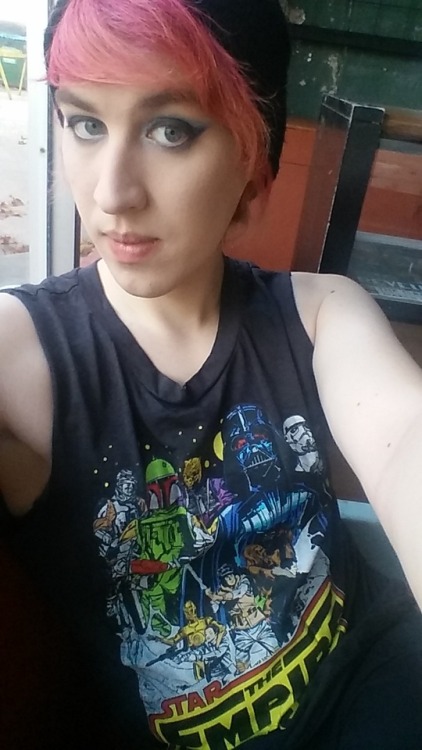 48voltz:Need a cute girl to come flirt with me Ur beauty is stunning and ur extremely sexy love ❤️ t