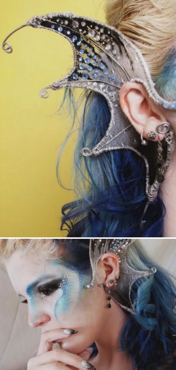 DIY Wire Mermaid Ears from YouTube User NsomniaksDream.You can create these DIY Mermaid Ears using w