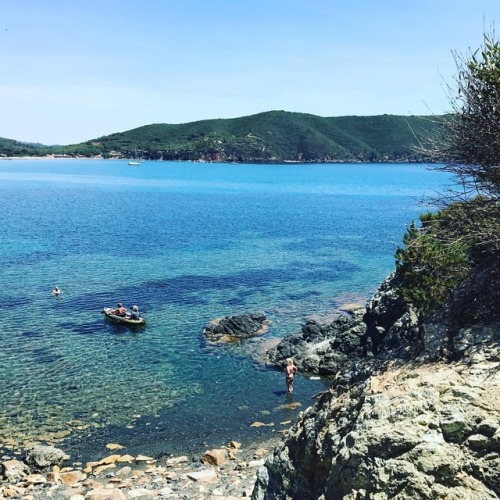 Spiaggia Laconella. Isola d'Elba. #laconella #isoladelba #elba #elbaisland #toscana #tuscany #italia