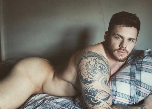 bigfatmalebutts