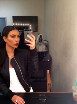 Kimkanyekimye:  Kimkardashian: I’m In A Real Bitchy Mood Today    Ah She&Amp;Rsquo;S