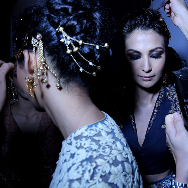 maccosmetics:  Backstage at Anju Modi, India Couture Week 