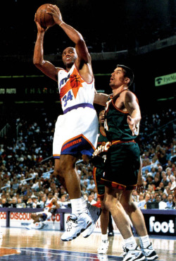 kicksoncards:  Charles Barkley - Nike Air