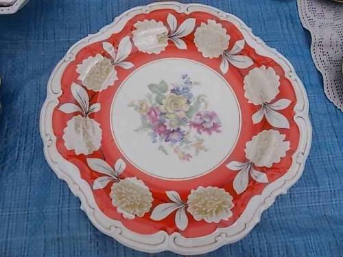 Decorative plates.