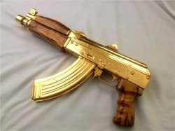 Gunrunnerhell:  Goldenfor That Drug Cartel Or Middle Eastern Bling Kind Of Aesthetic.