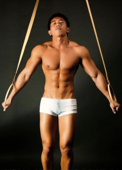 auberonbc:  For more Gorgeous Asian Men visit:http://auberonbc.tumblr.com/archive