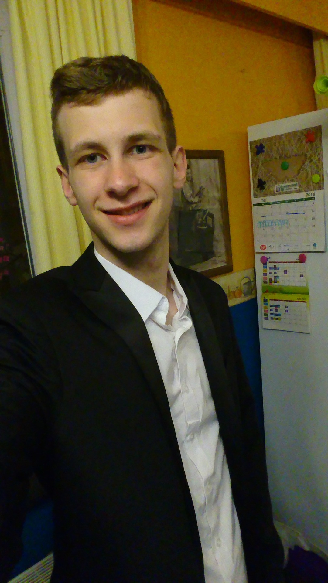 daverednal:I am so sorry but I was looking sooo handsome in this suit :D I get my