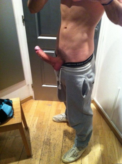 Hot Boys - Relax and See.