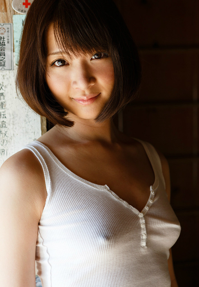necolab:  【画像】引退したAV女優・神谷まゆの可愛くてエッチな画像