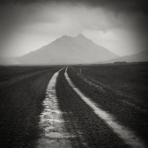 Black and White Analog Photographs Explore the&hellip; | Colossal