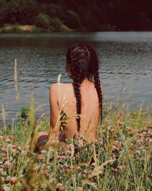 Emphaticlyunsure:  Under These Conditions, Why Even Bring The Bra Out. Run Free Bohemian