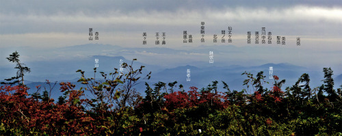 A south view from Tenguppara; from Ushiro-tateyama to Yatsu-ga-take, central Japan.  栂池・天狗原より南方