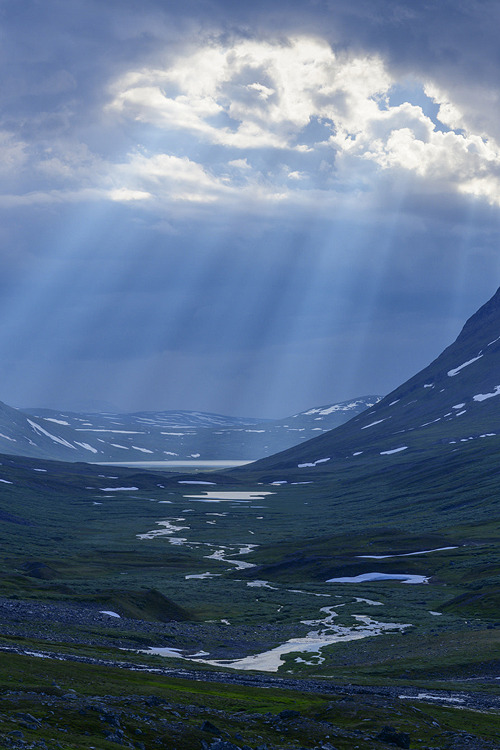 vurtual:Sunlit wilderness(by Gunar Streu)Laponia, Lapland, Sweden