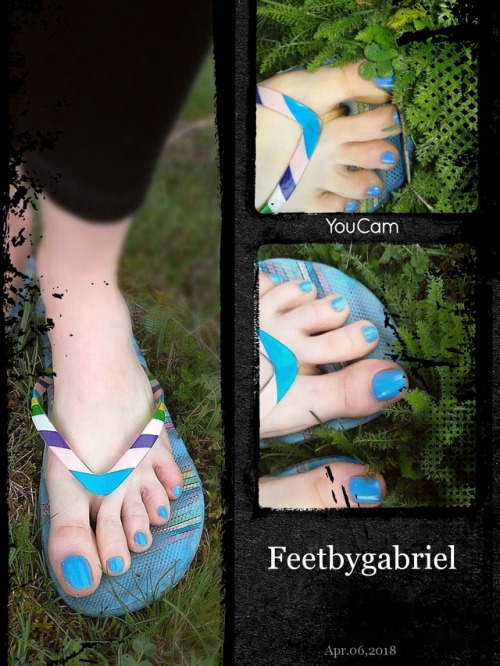Flip-flops and blue