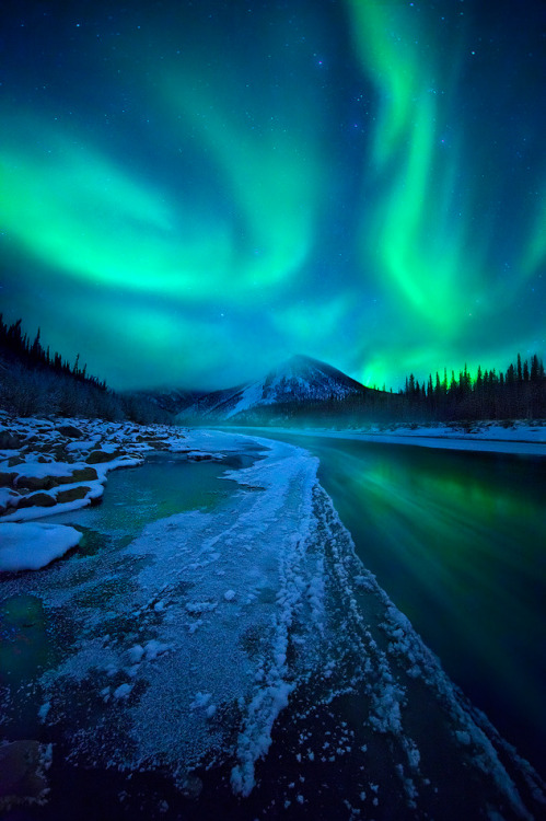 coiour-my-world - Ogilvie Mountains, Yukon Territory, Canada by...