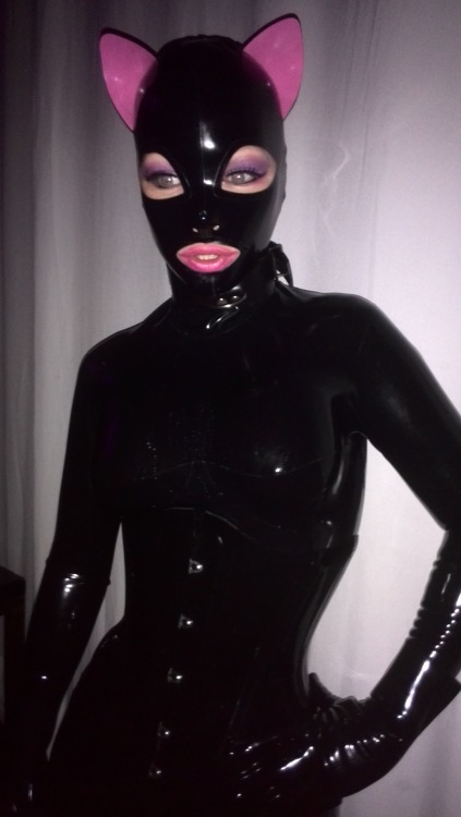 thefrejadottir:    A “selfie” from the German @GermanFetBall saturday night - the kinky cumcat xxx - plesase vote for me http://www.latex.at/en/all-models-voting/?id=176 - rubberhugs Frejadottir 