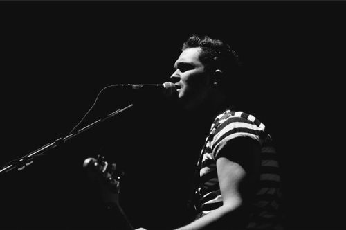 Mike Kerr of Royal Blood© Michelle Shiers // February 17, 2018