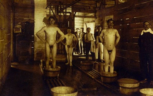 garelee: Bath House, 1923  I wonder what it was like to live in a time before porn and the media sta