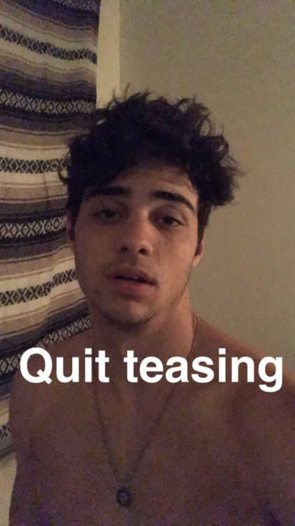 geekgayguy:Noah Centineo