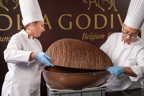 Godiva’s Handcrafted £1000 Chocolate Easter EggClick here to view more&hellip;.Happy Easter from Goo