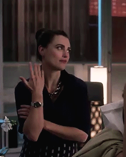 jessthesecretarygooglesearches:  ohhsoadorkable: lesbianalena:   kara-bi-danvers: