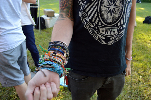 fueledbybuttz:  Derek Sanders - Mayday Parade by emilyriveraa on Flickr.