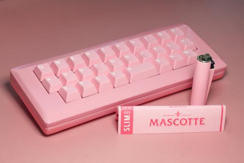 yournewkeyboard:“Little Cutie Pinky”