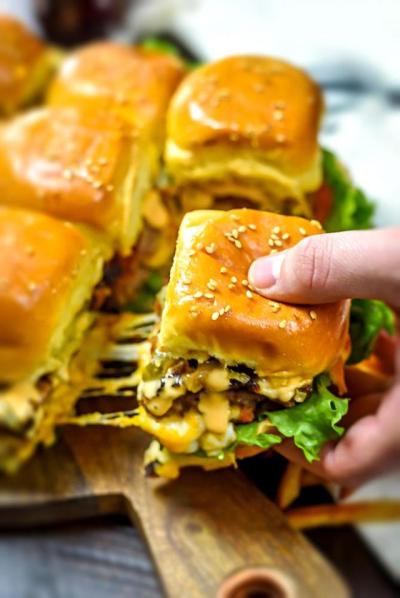 Loaded Juicy Lucy Sheet Pan Sliders. These are the... - Tumbex