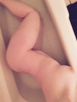 hunter1473:  huntress793:  Wasn’t feeling well tonight, so we cancelled our date night 😢 Decided to take a hot bath to feel better. Also, I am way too tall for that tiny tub…  My yummy wife!! We stayed home but we had other fun. 😉 was hot!!!