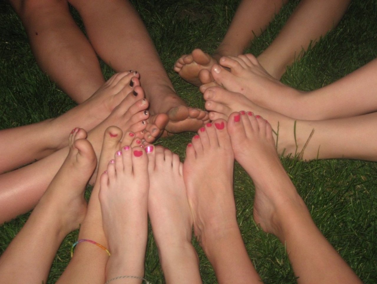 yummy-soles-toes:  