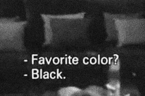 n-i-k-k-ii:  BLACK on We Heart It.