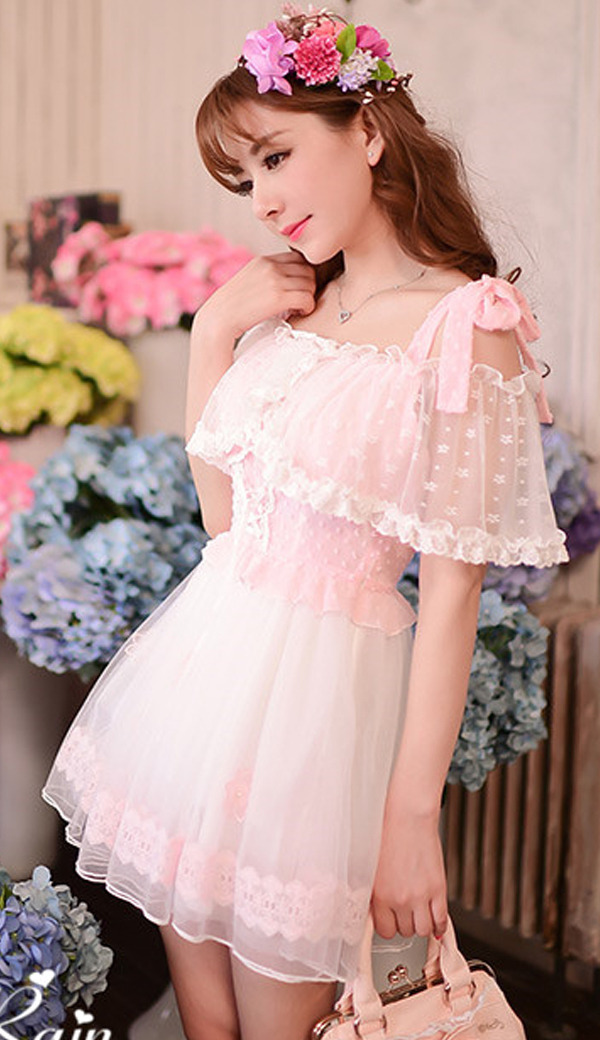 sissichloe:  Absolutely I want to be this romantic and delicate Miss !!! I can not