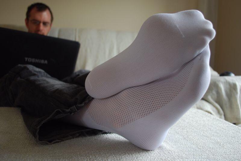 kirztym:Mr Size11 wearing white nylon football socks