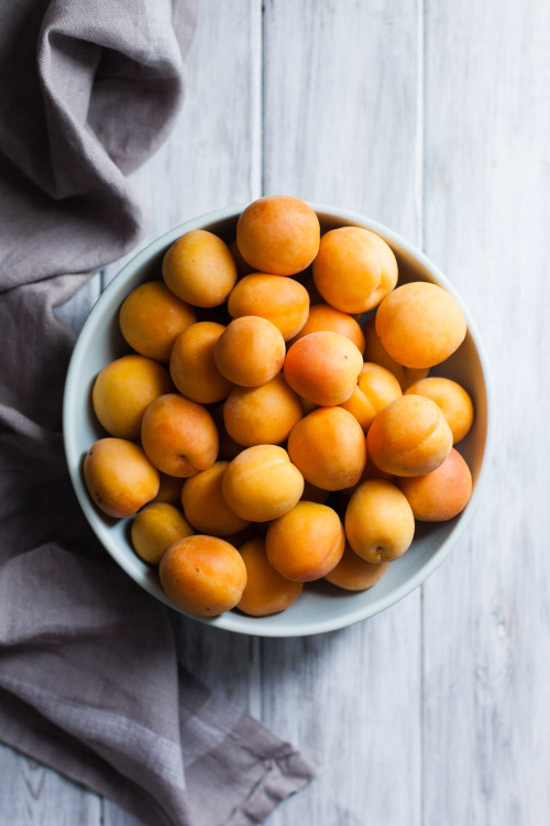 XXX sweetoothgirl:  Gluten-Free Apricot Cobbler photo