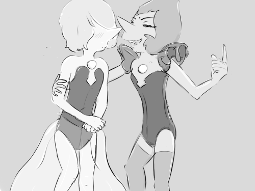 onespacegemstone:  she’s probably talking about how GREAT yellow diamond is 