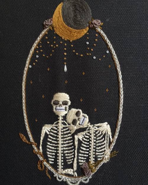 todustillreturn: nine-for-a-kiss: und1ne-prince: ghoulnextdoor: tinycup needleworks @nine-for-a-kiss