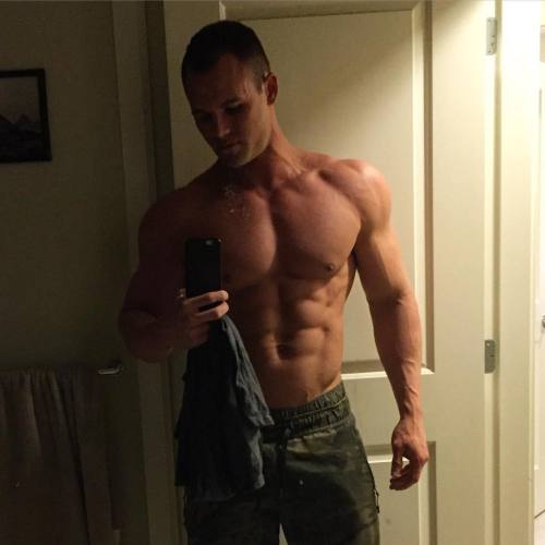 lumbrjax:  Instagram user @matt.froese http://ift.tt/1J9NKa5