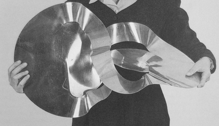 efedra:
“ O Dentro É o Fora (The Inside Is the Outside), 1963 by Lygia Clark
”