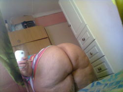 cocobro4ssbbwnbbw:  ssbbwmike:  That ass though!  Yummy!! 